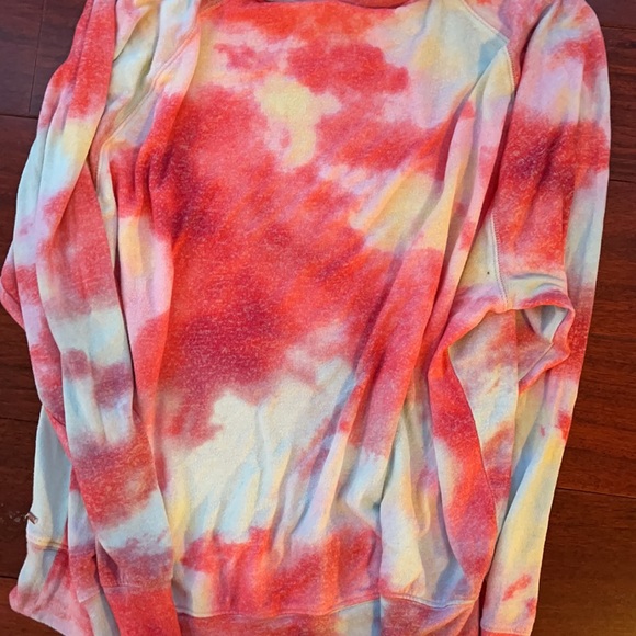 VS oversized long sleeve - Picture 5 of 5